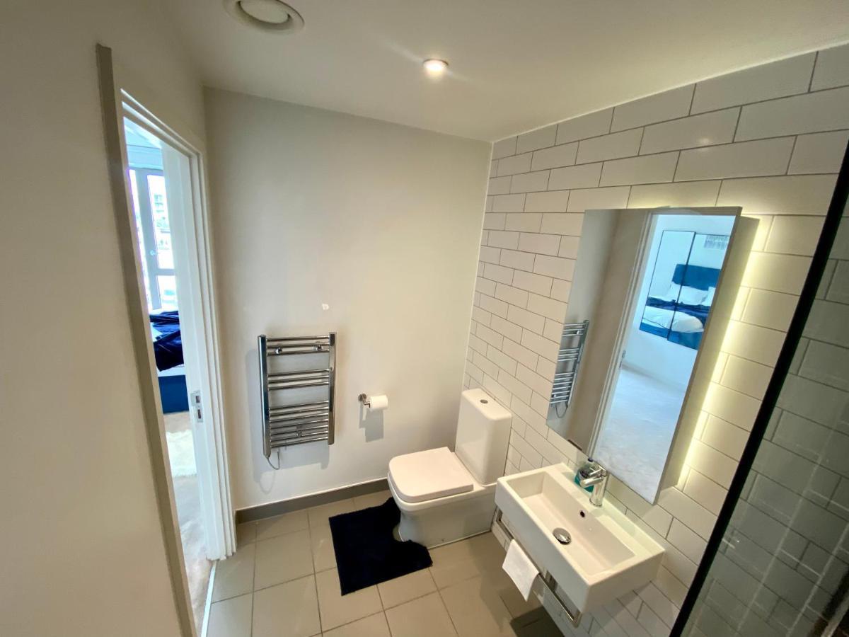 Md : Stunning 2 Bedroom 2 Bath - Royal Docks Apartamento *